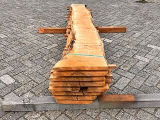 8x Europees Noten Stam Gezaagd, 27x350mm, Lengte 200cm